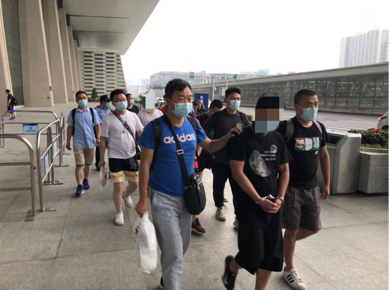 配资头条怎么打不开了_配资头条_配资头条可盈app