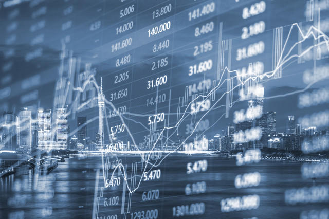 期货股票配资风险大揭秘！资金安全、市场及政策风险全解析