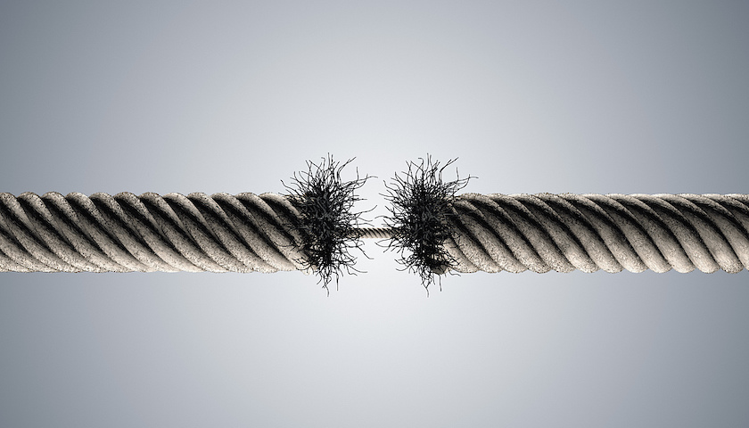 疯牛行情重现，10倍配资风险暗藏，证监会紧急出手降温